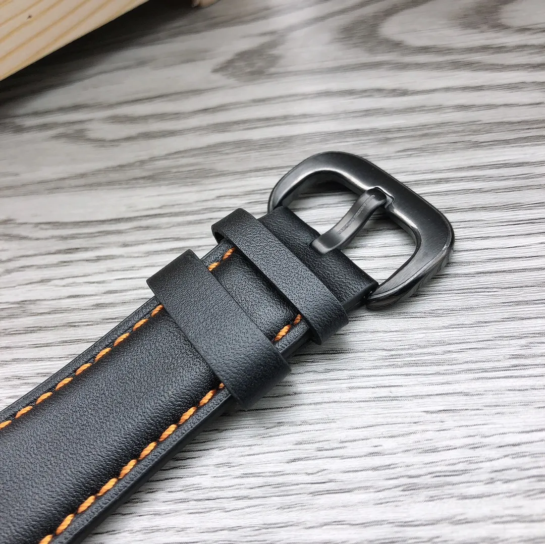 【Authentic Tmall】💰1640! SEVENFIRDAY🎮 Watch model: P6/03 SEVENFRIDAY P series watch - nicknamed Bully - has a stainless steel metal case treated with condensed gray vacuum coating and a white rubber self-adjusting strap ring (with snow grooming machine pattern). 🎮The P6/03 watch has a condensed gray and bright white interface, composed of five layers, with a 5N orange glare effect. For all SEVENFRIDAY P series watches, the movement of the Bully brand watch is Miyota 82S7, with an open balance wheel, which can provide 80 hours of kinetic energy reserve. 🎮